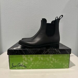 Sam Edelman 
Rain-proof chelsea boot
